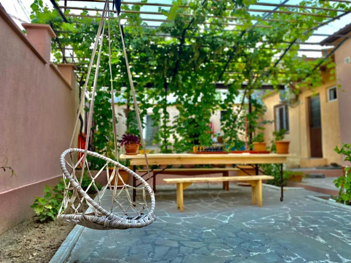 Guest House - Avlabari Tbilisi Eksteriør billede
