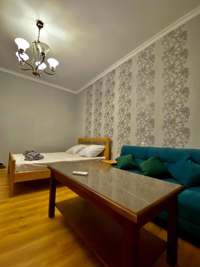 Guest House - Avlabari Tbilisi Eksteriør billede