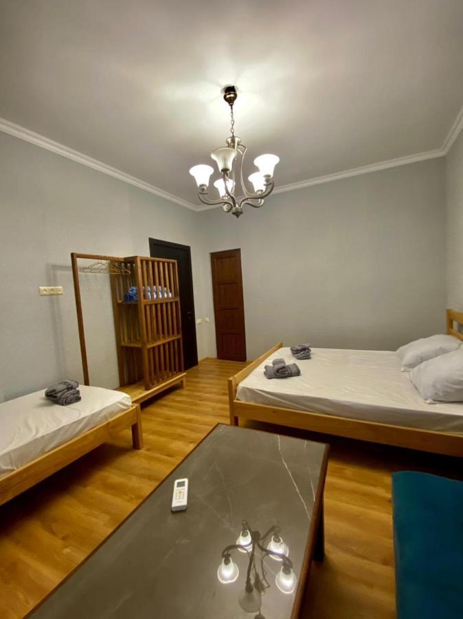 Guest House - Avlabari Tbilisi Eksteriør billede