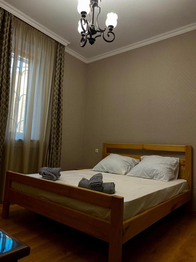 Guest House - Avlabari Tbilisi Eksteriør billede