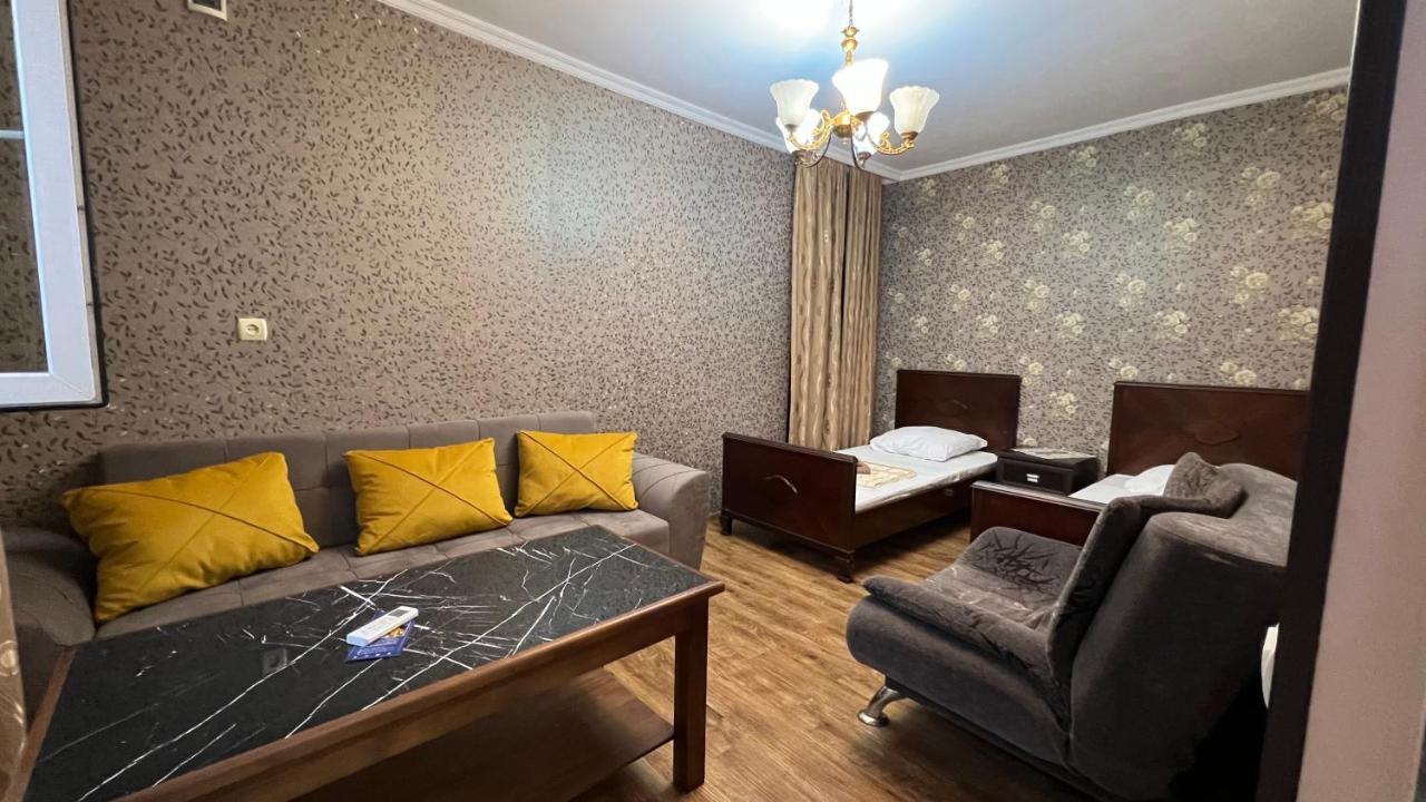 Guest House - Avlabari Tbilisi Eksteriør billede