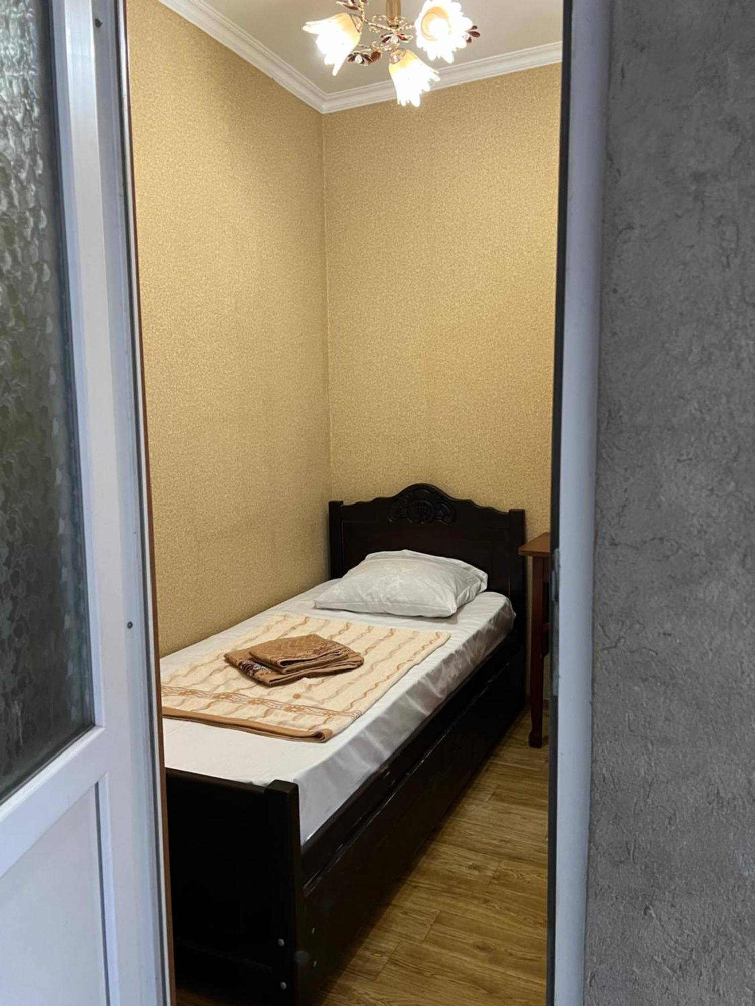 Guest House - Avlabari Tbilisi Eksteriør billede